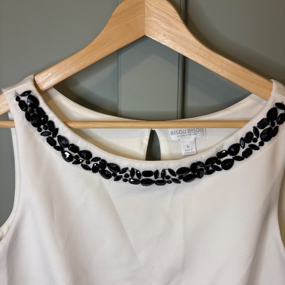 Bisou Bisou Ivory Beaded Peplum Tank Top with Keyhole Back Size Large Party Wear - Picture 3 of 7